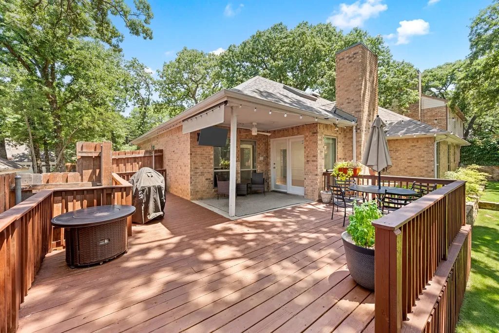 2141 N Aspenwood Drive Grapevine TX 76051