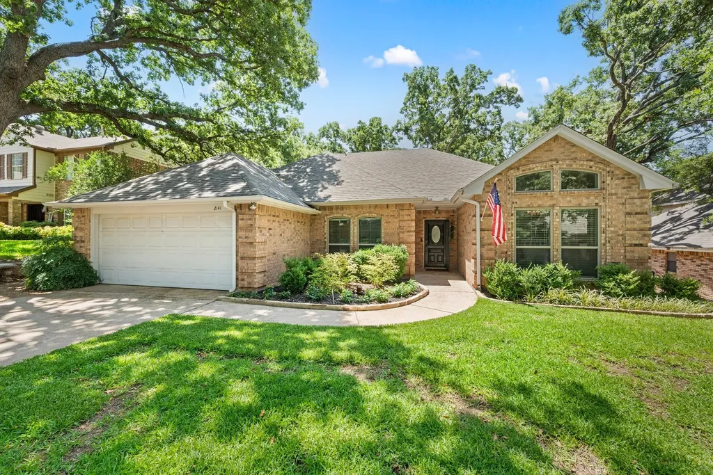 2141 N Aspenwood Drive Grapevine TX 76051
