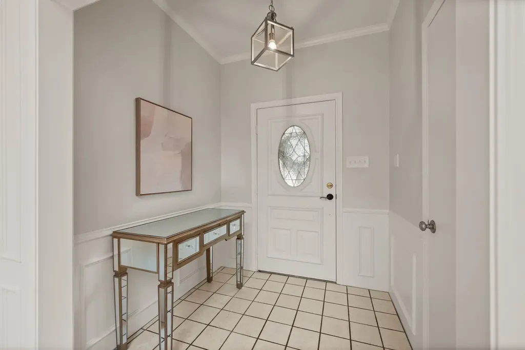 2141 N Aspenwood Drive Grapevine TX 76051