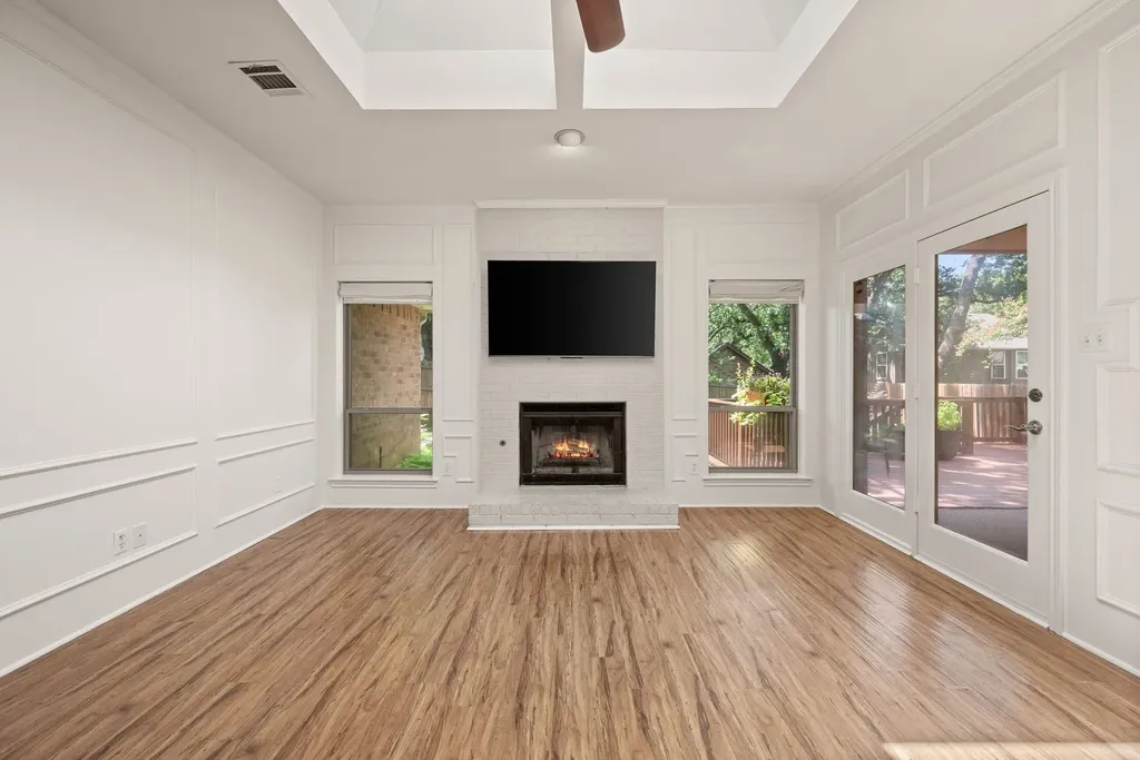 2141 N Aspenwood Drive Grapevine TX 76051