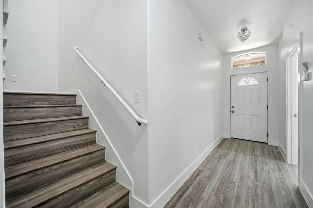 713 Exeter Street Fort Worth TX 76104