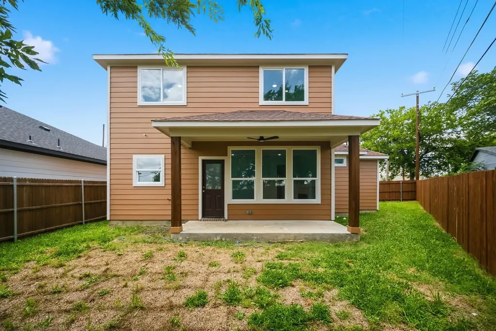 713 Exeter Street Fort Worth TX 76104