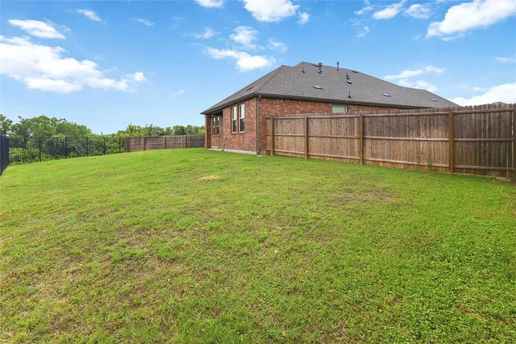 11005 Mustang Trail Aubrey TX 76227