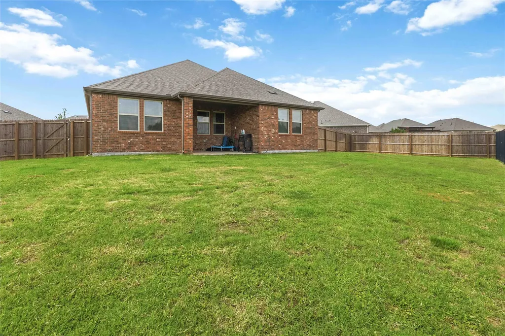 11005 Mustang Trail Aubrey TX 76227