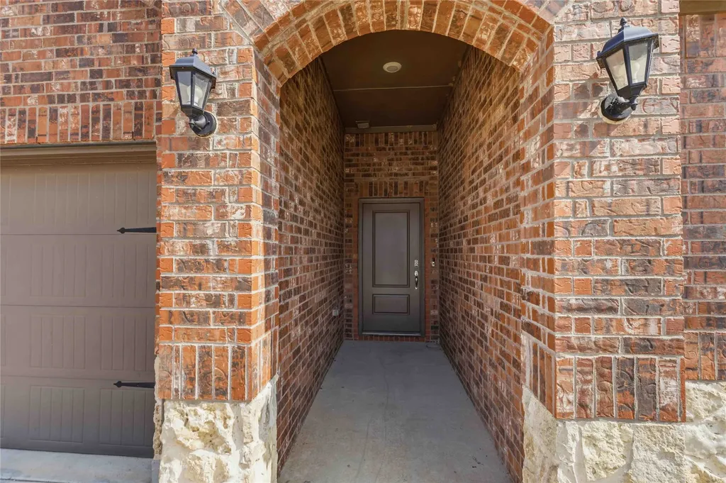 11005 Mustang Trail Aubrey TX 76227
