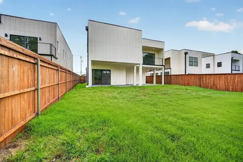 109 Rolston Road Irving TX 75060