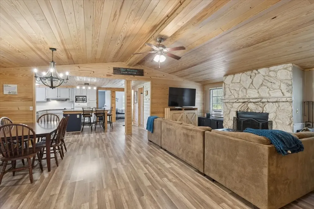 245 Ben Lacy Drive Gun Barrel City TX 75156