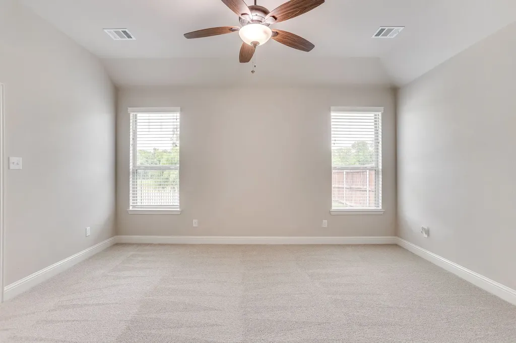 131 Hawks Ridge Trail Burleson TX 76028