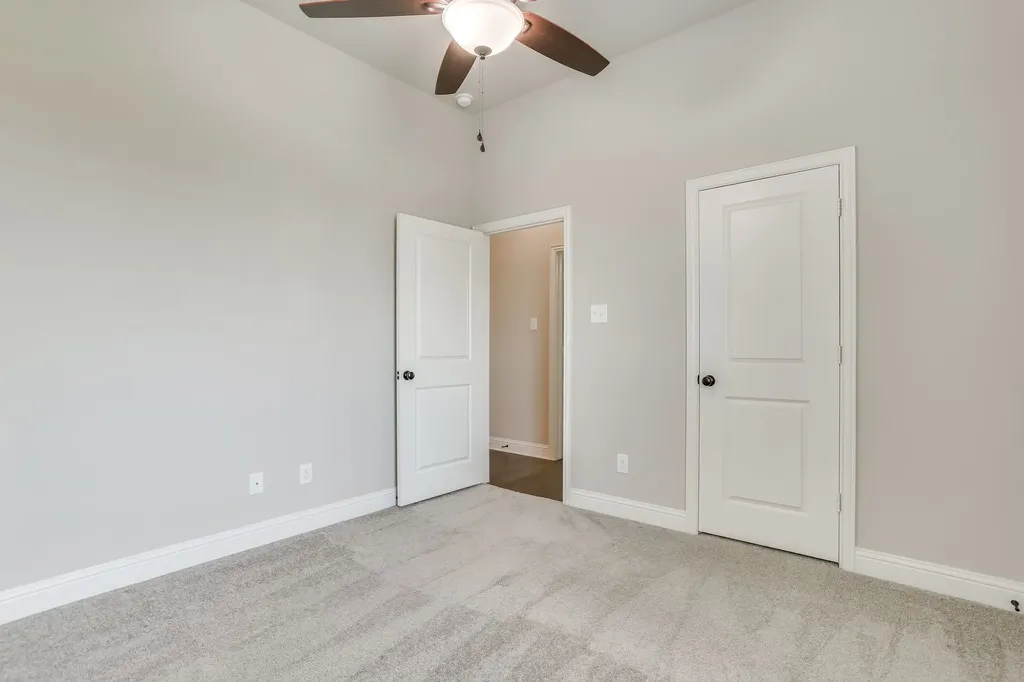 131 Hawks Ridge Trail Burleson TX 76028