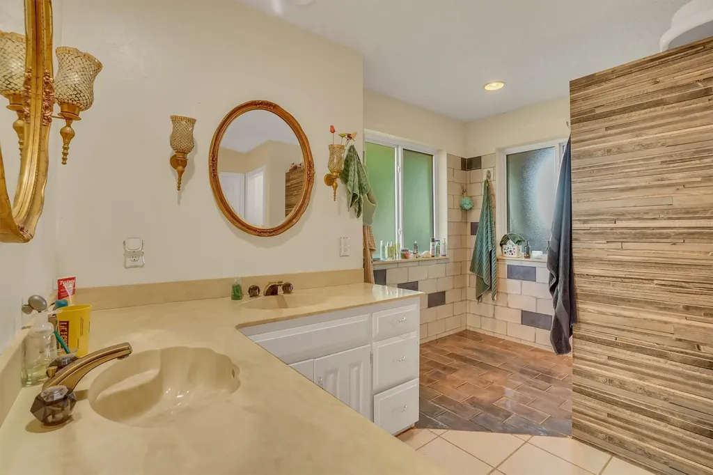 5404 Dana Point Drive Arlington TX 76017