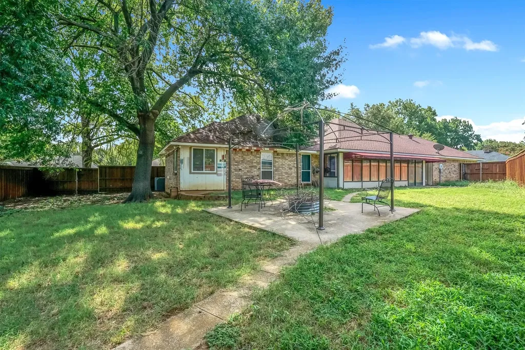 5404 Dana Point Drive Arlington TX 76017