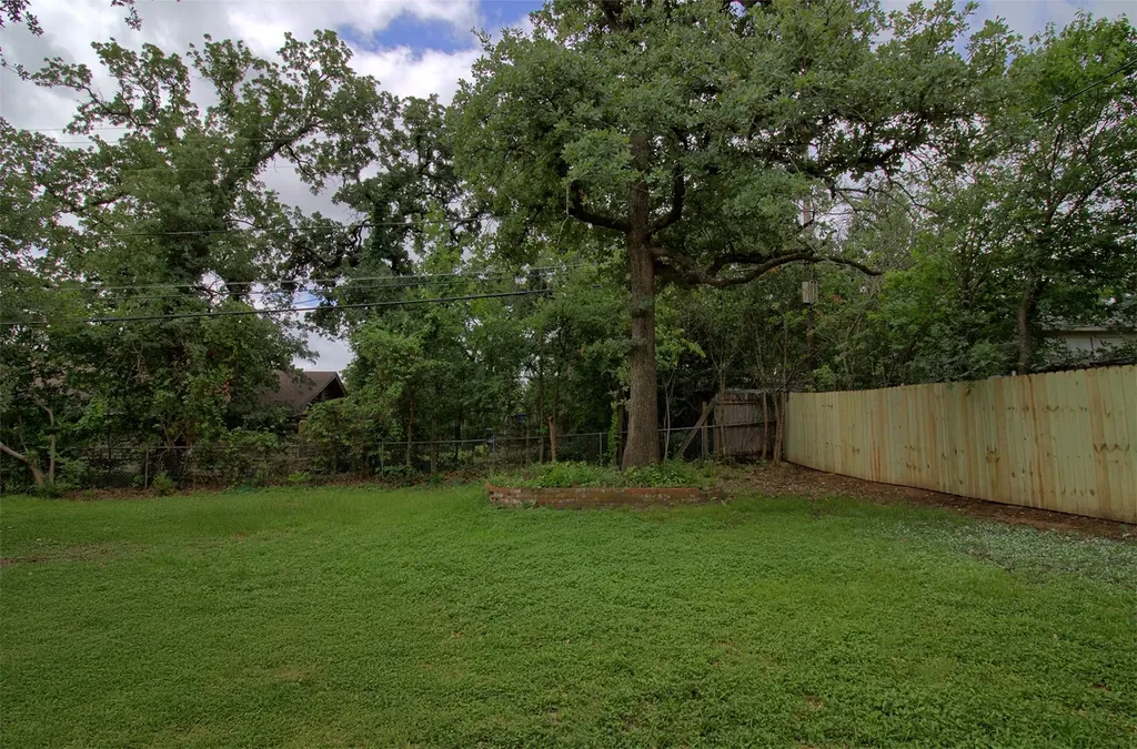 3424 Grady Street Forest Hill TX 76119