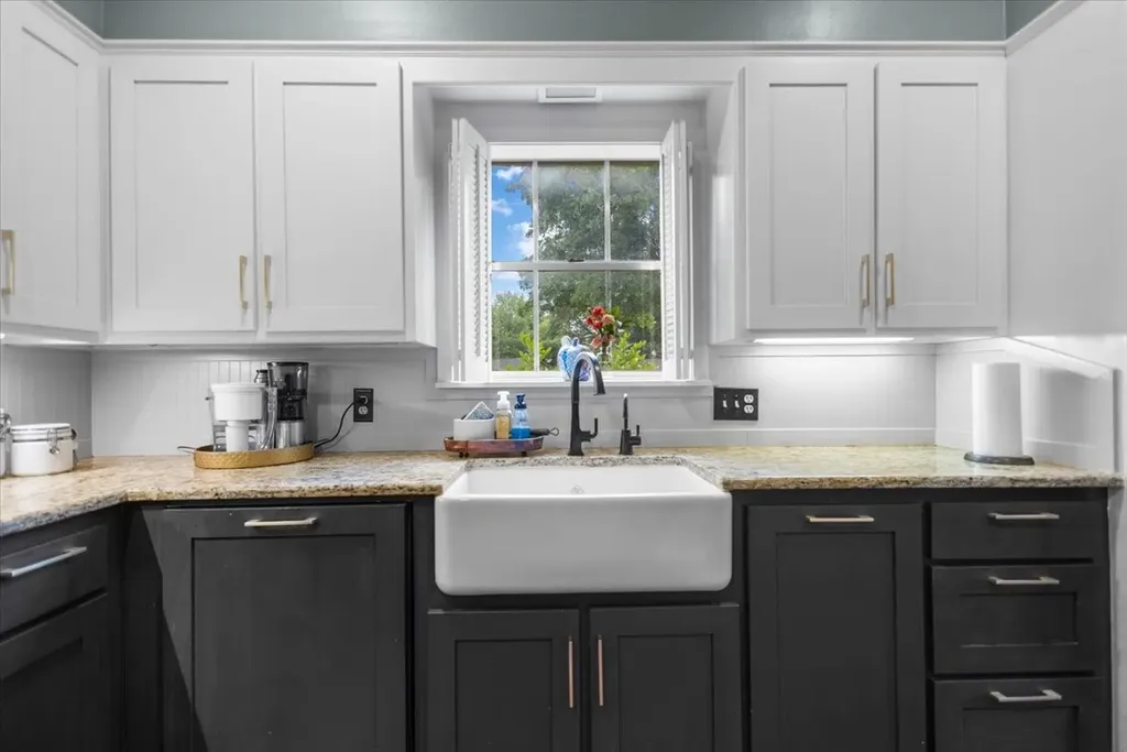 5911 Foxcroft Road Tyler TX 75703