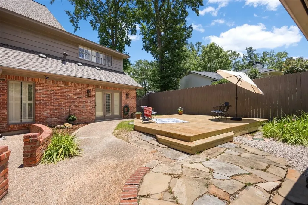 5911 Foxcroft Road Tyler TX 75703