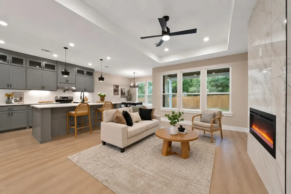 4523 S Ewing Avenue Dallas TX 75216