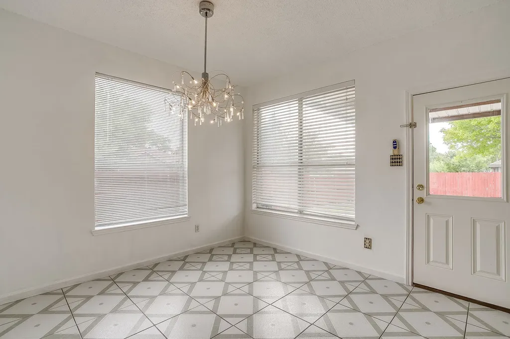 8601 Garden Springs Drive Fort Worth TX 76123