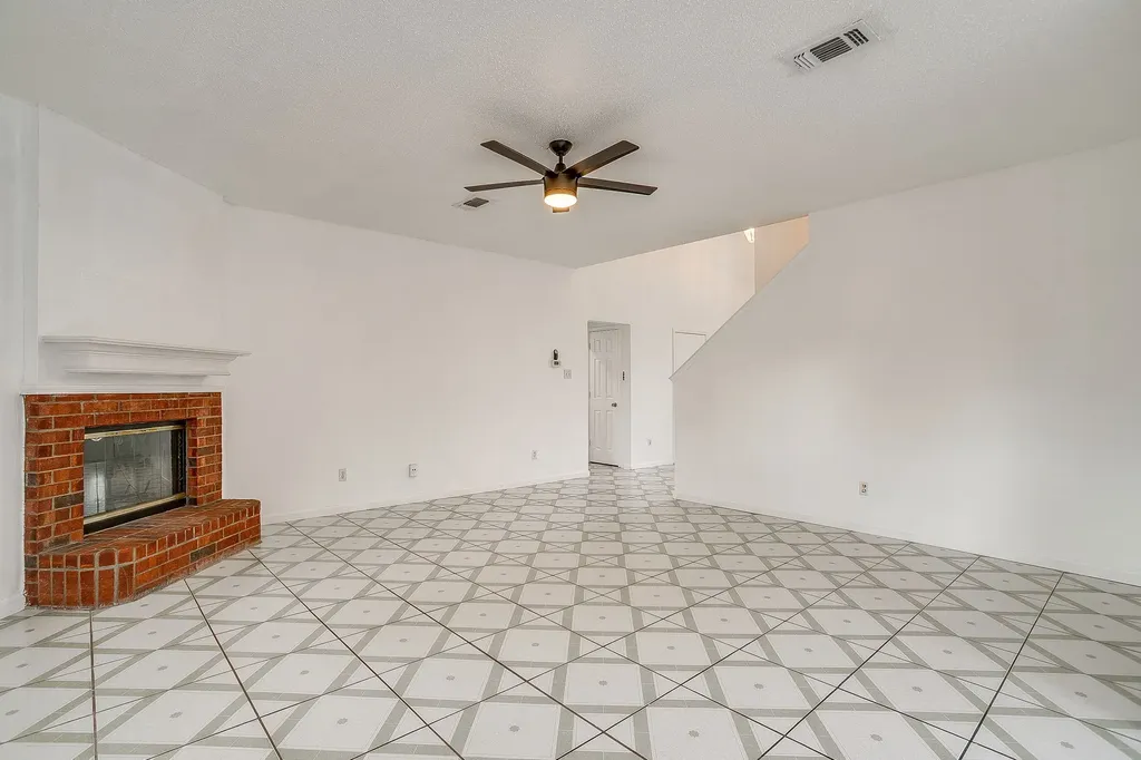 8601 Garden Springs Drive Fort Worth TX 76123