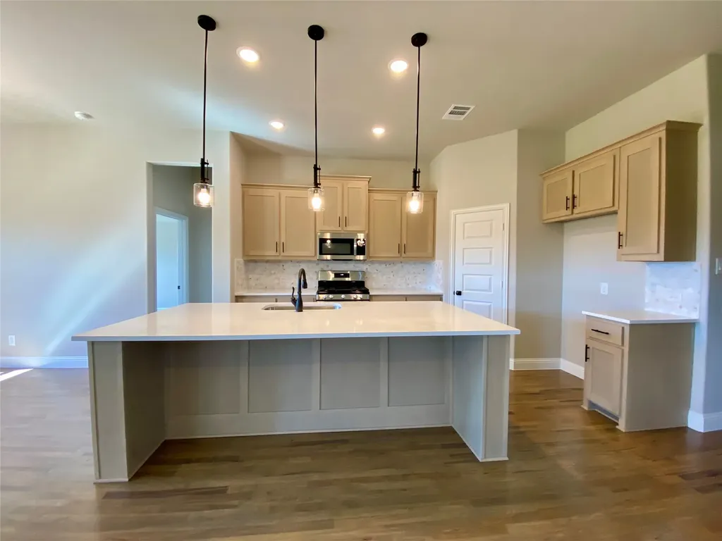2914 Bridgepoint Street Crandall TX 75114