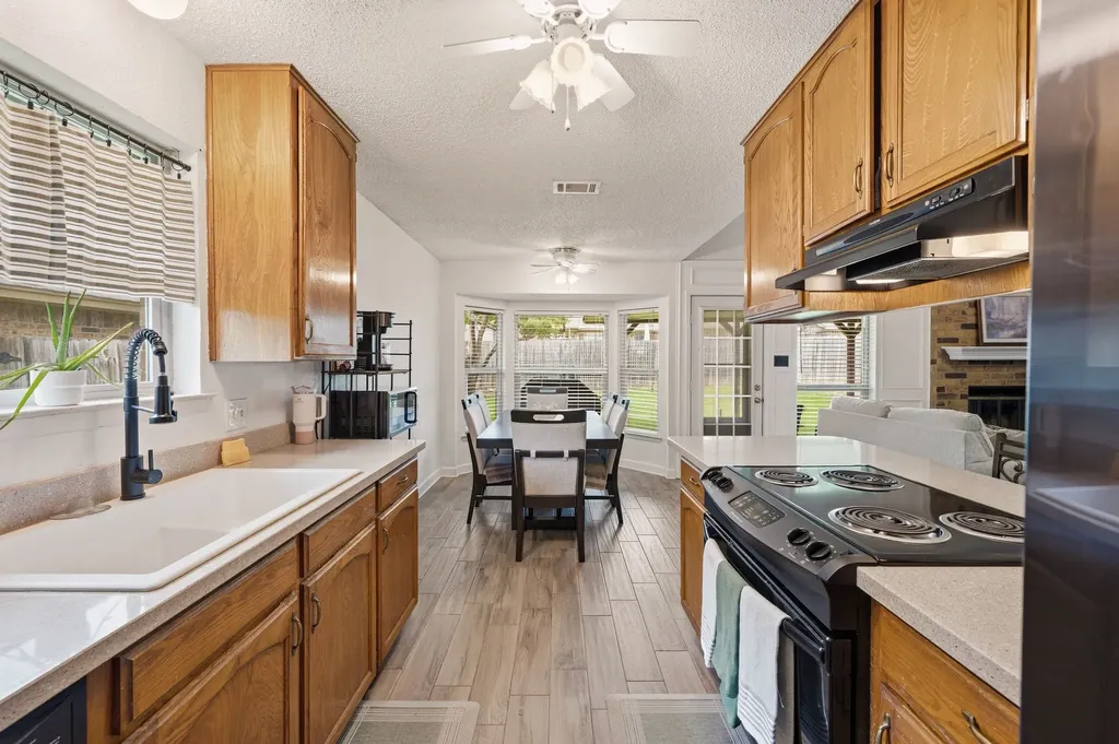 8009 Berrybrook Drive Watauga TX 76148