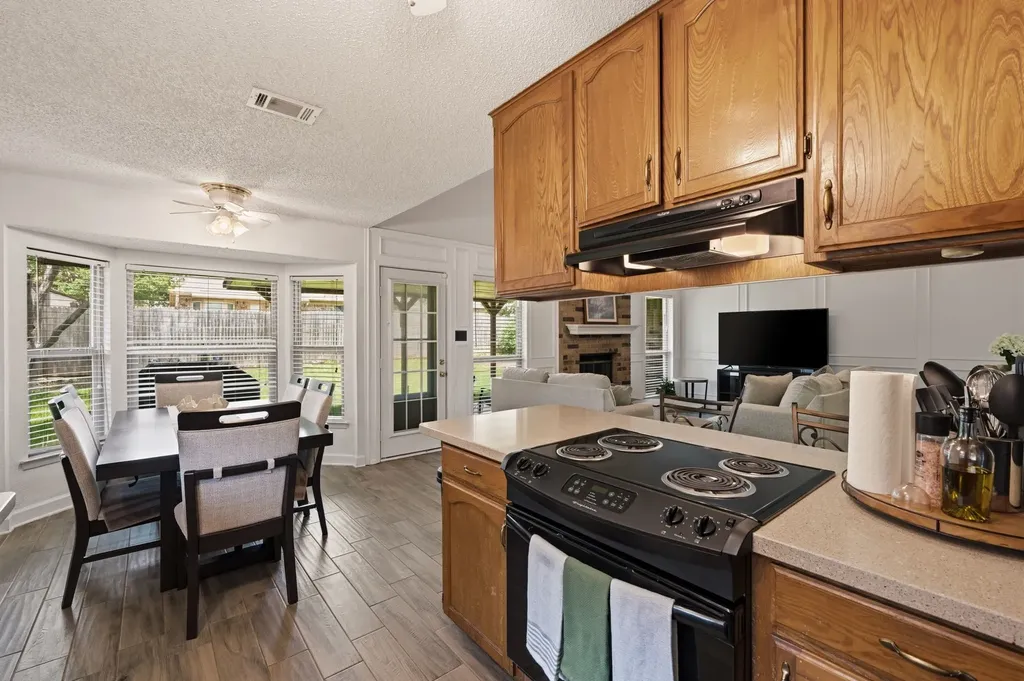 8009 Berrybrook Drive Watauga TX 76148
