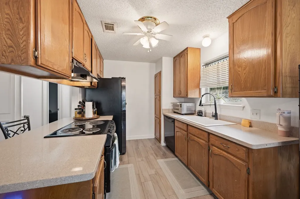 8009 Berrybrook Drive Watauga TX 76148
