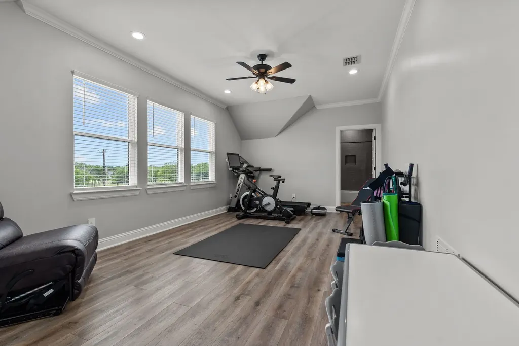 204 Zebrastone Way Poolville TX 76487