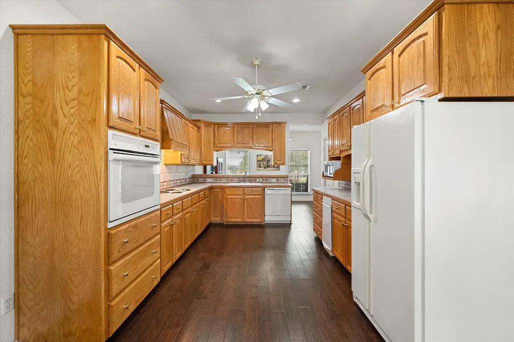 13021 Rudy's Way Streetman TX 75859