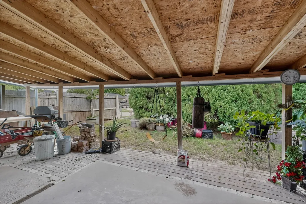 12207 Queen Drive Balch Springs TX 75180