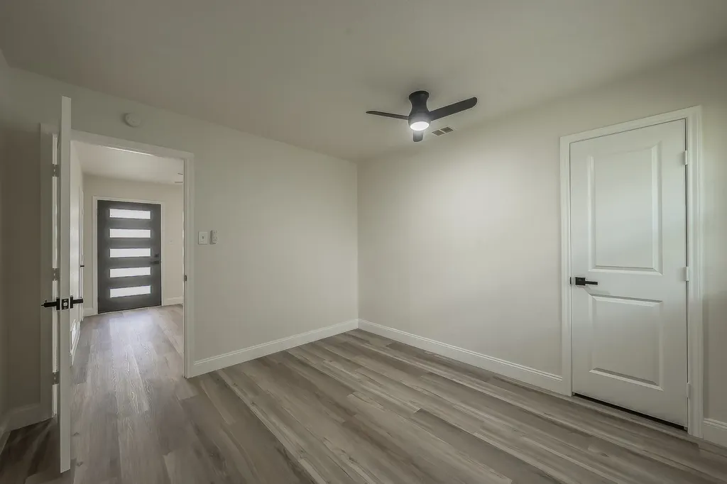 828 Glenda Drive Bedford TX 76022