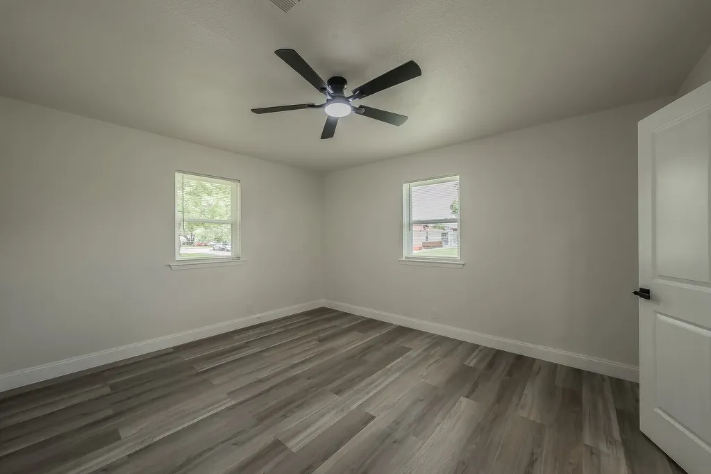 828 Glenda Drive Bedford TX 76022