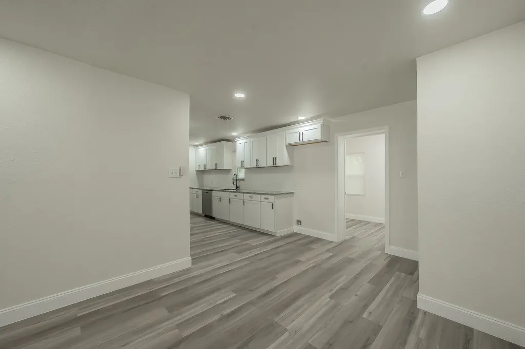 828 Glenda Drive Bedford TX 76022
