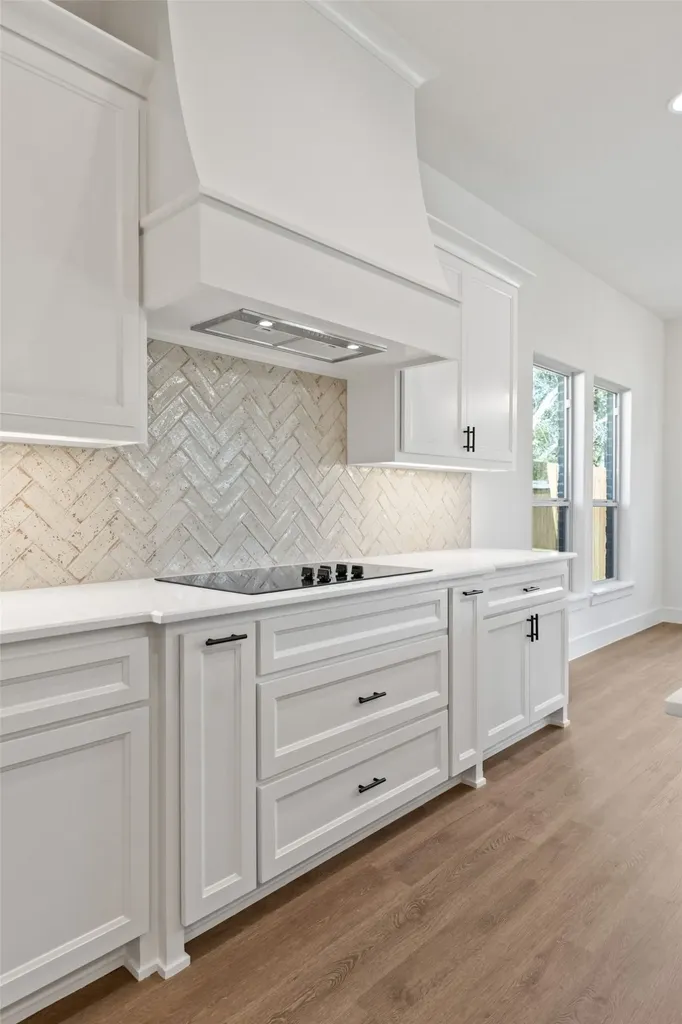 902 Boston Lane River Oaks TX 76114
