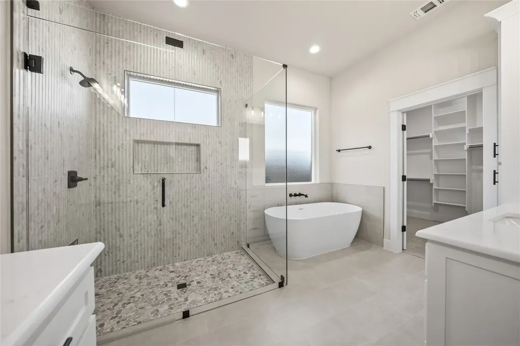903 Boston Lane River Oaks TX 76114