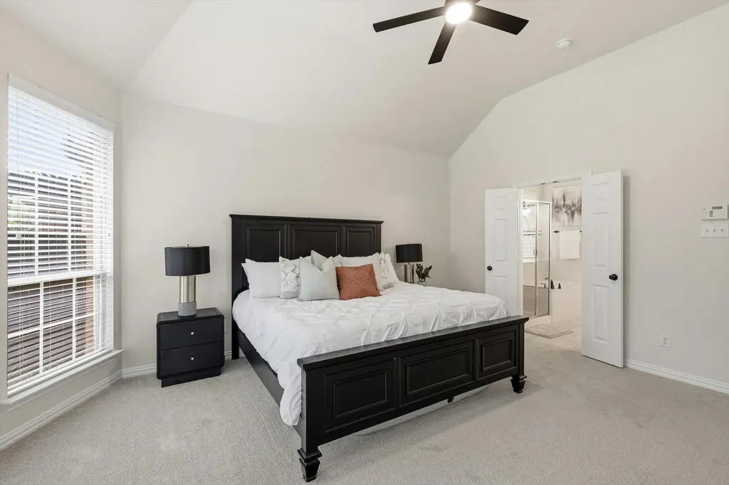 1336 Burnett Drive Lantana TX 76226