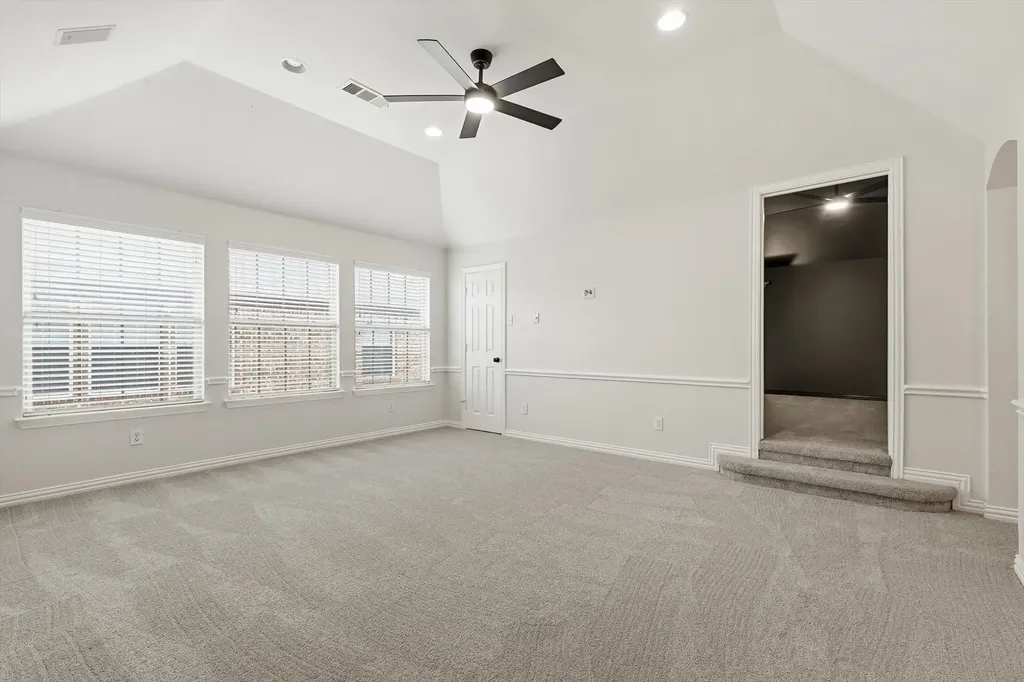 1336 Burnett Drive Lantana TX 76226