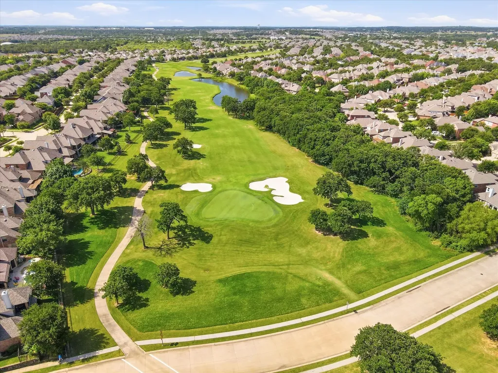 1336 Burnett Drive Lantana TX 76226