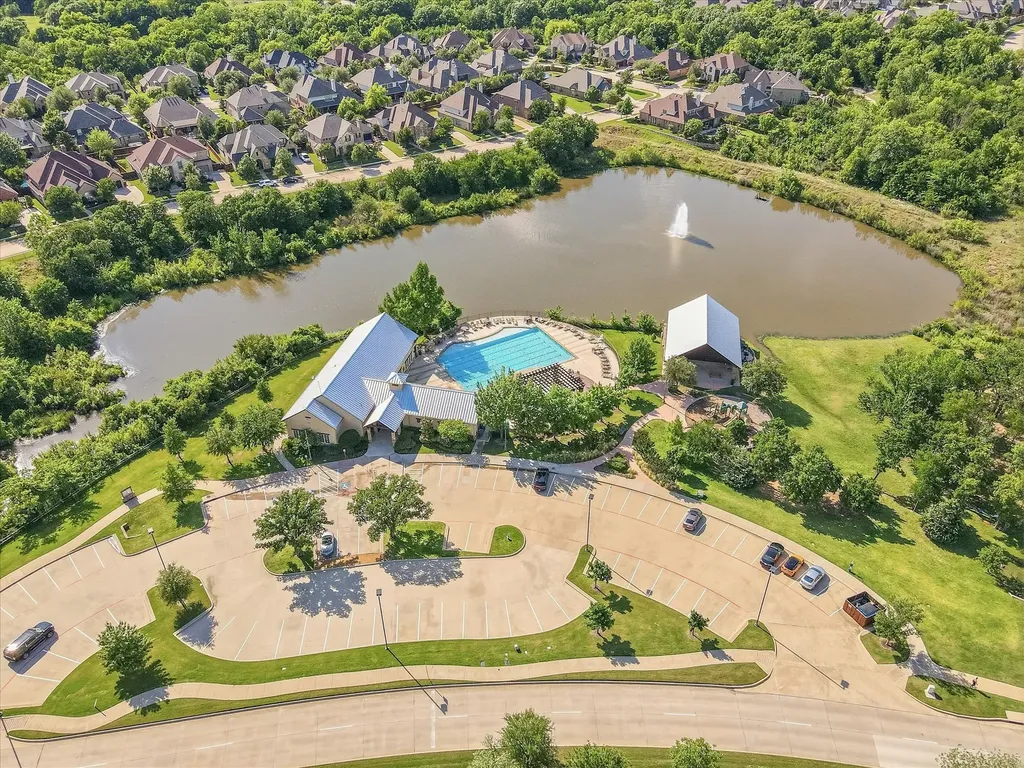 1336 Burnett Drive Lantana TX 76226