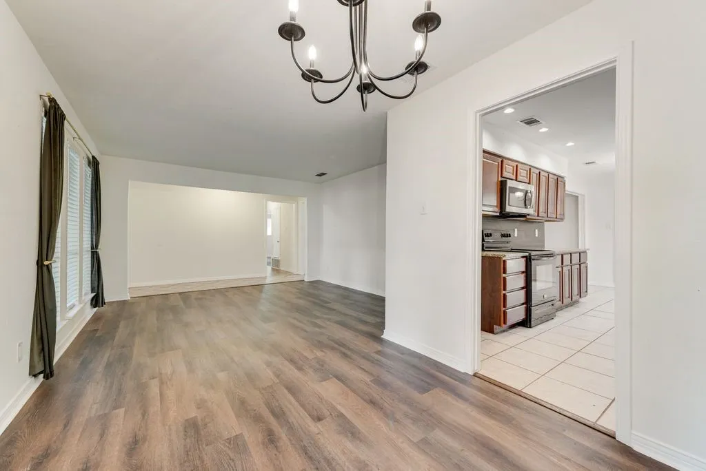123 S Venice Drive Duncanville TX 75116