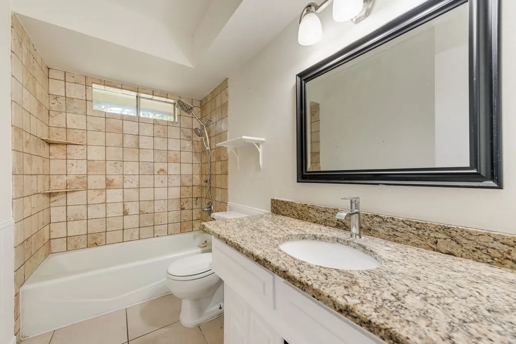 123 S Venice Drive Duncanville TX 75116
