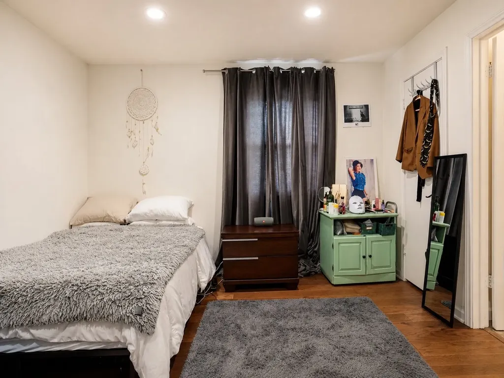 2409 Whitewood Drive Dallas TX 75233