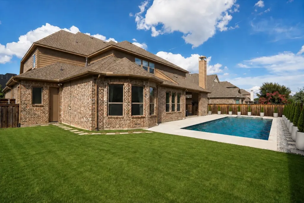 1751 Hunters Lane Flower Mound TX 75028