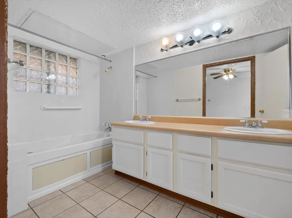 1805 W Spring Creek Parkway Plano TX 75023
