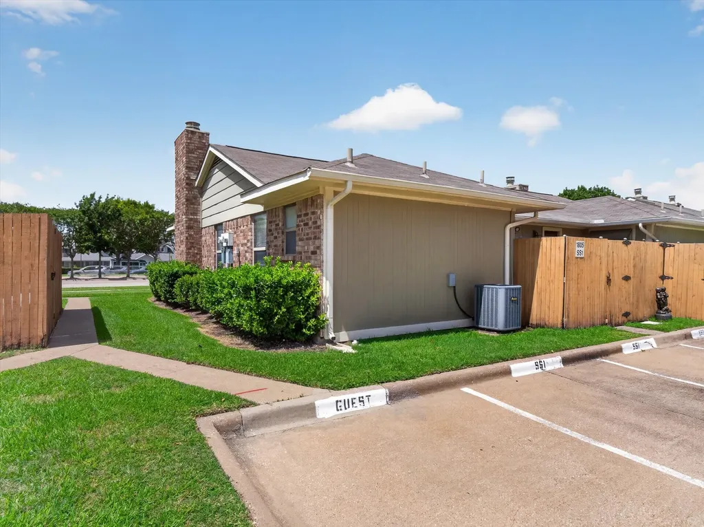 1805 W Spring Creek Parkway Plano TX 75023