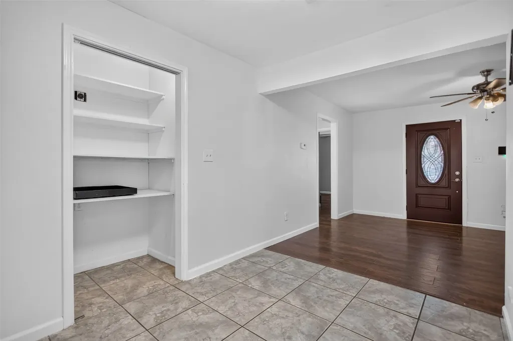 1618 Willow Street Grand Prairie TX 75050