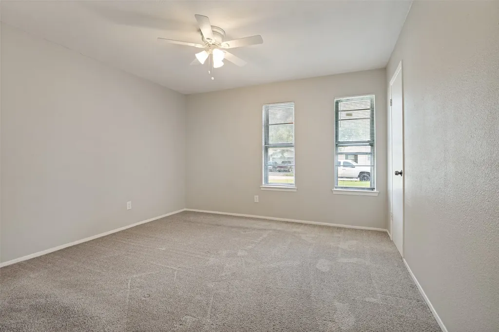 1551 Oakbrook Street Lancaster TX 75134