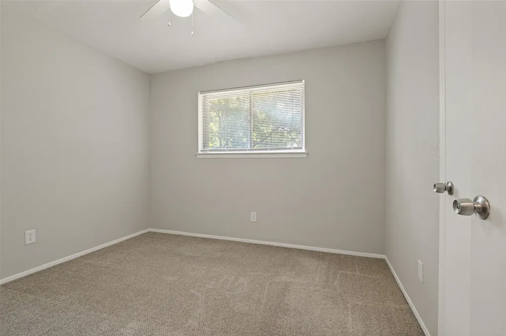 1551 Oakbrook Street Lancaster TX 75134