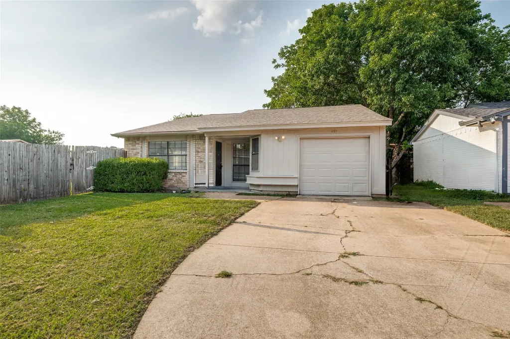 450 Weaver Street Cedar Hill TX 75104