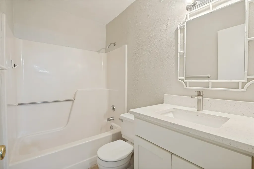 450 Weaver Street Cedar Hill TX 75104
