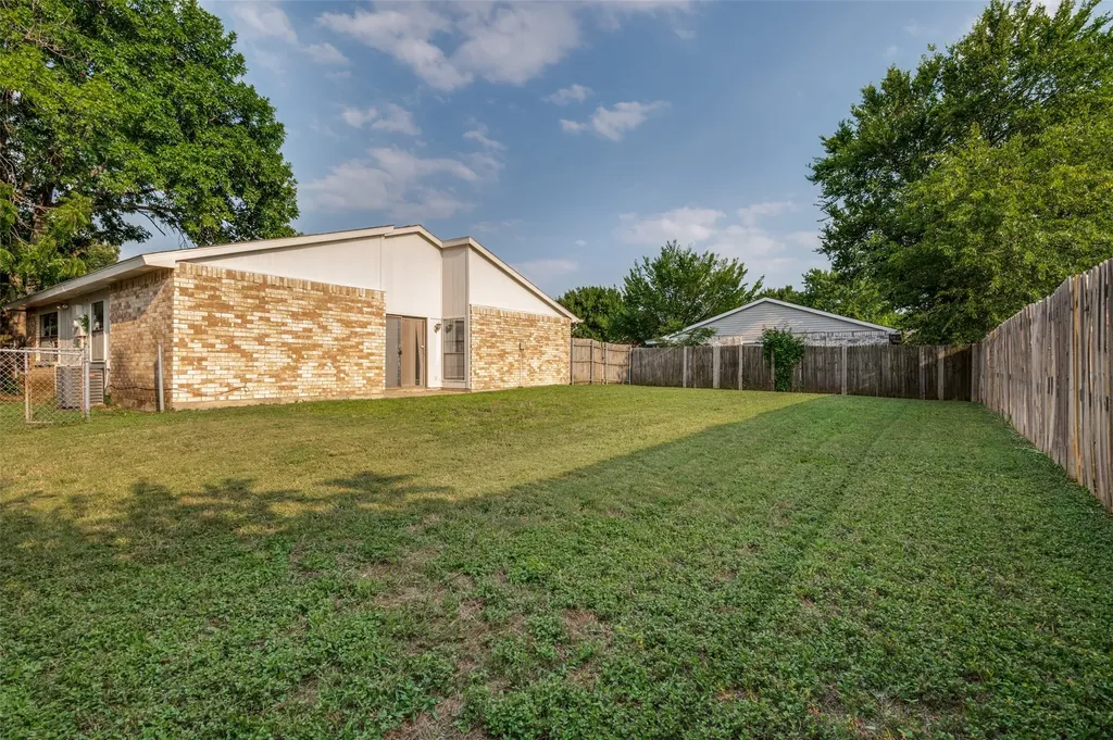 450 Weaver Street Cedar Hill TX 75104