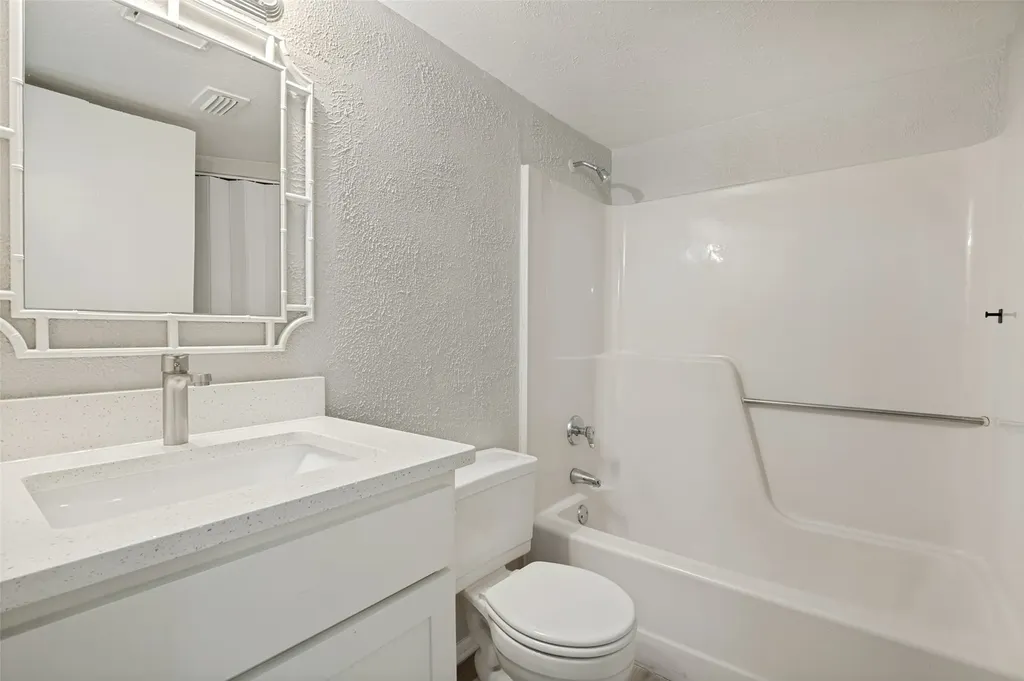 450 Weaver Street Cedar Hill TX 75104